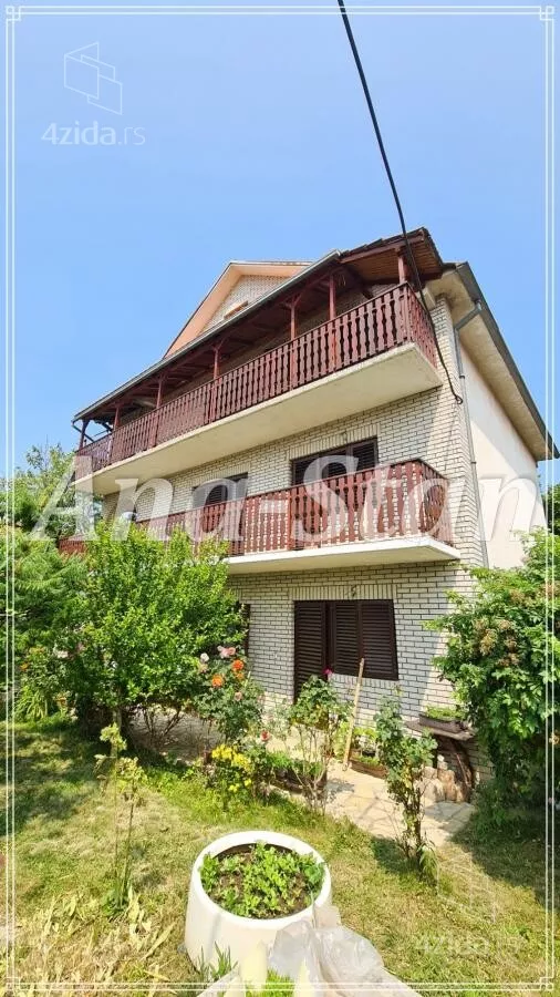Kuća | 4zida