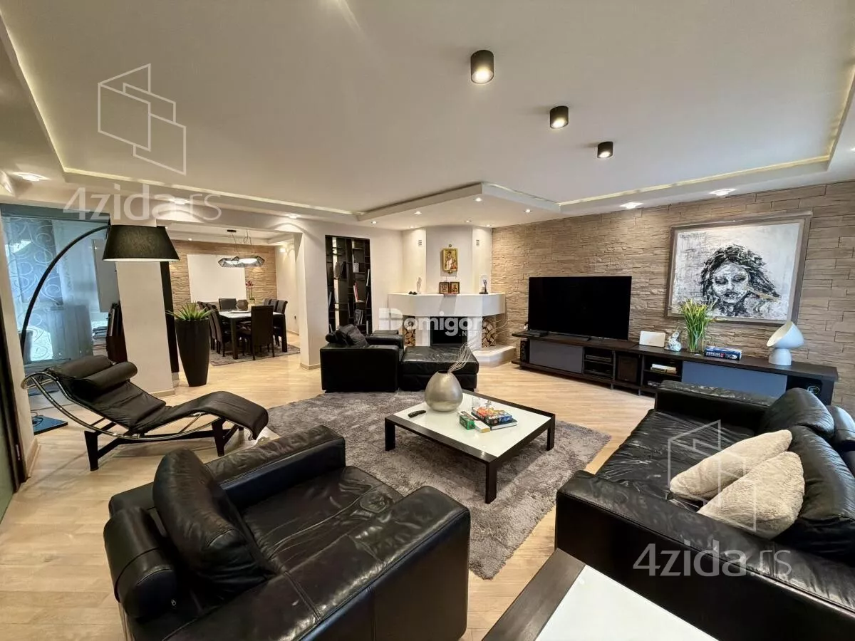 Petosoban stan | 4zida