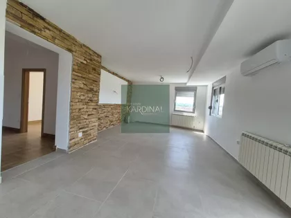 Vašarište | 4zida.rs