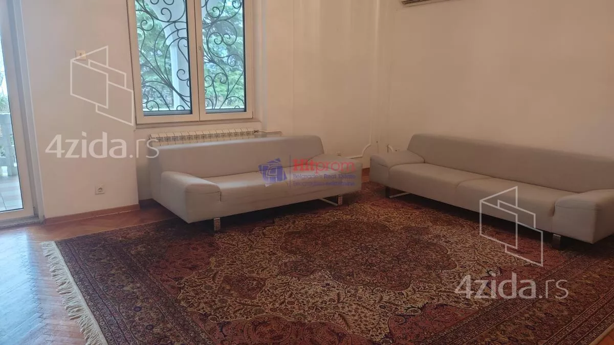 Šestosoban stan | 4zida