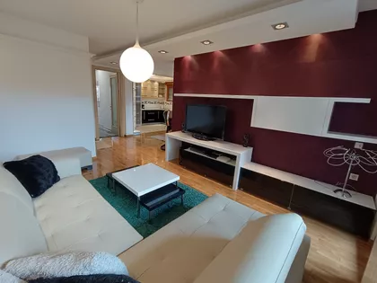 Rajićeva | 4zida.rs