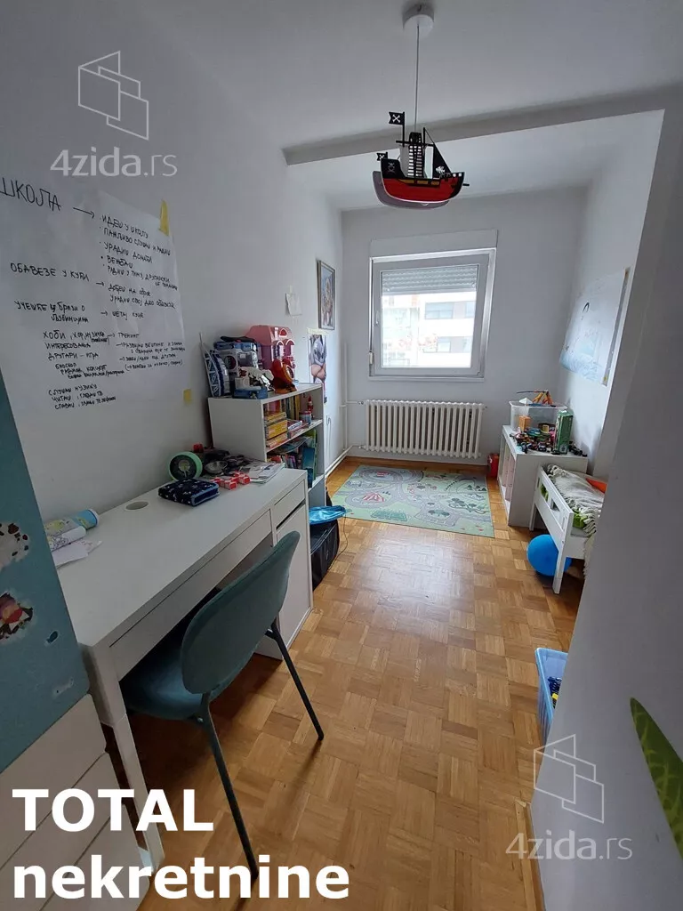 Četvorosoban stan | 4zida