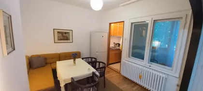 Boška Petrovića 7 | 4zida.rs