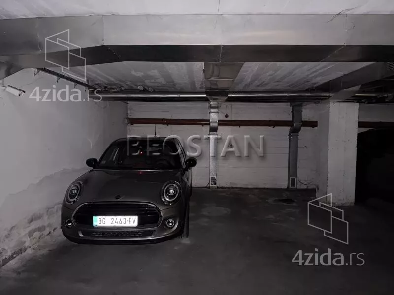 Garaža | 4zida