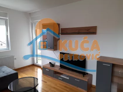 Taska Uzunovića | 4zida.rs