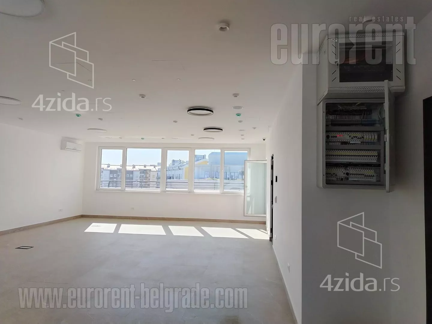 Poslovni prostor | 4zida