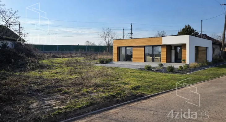 Građevinsko zemljište | 4zida