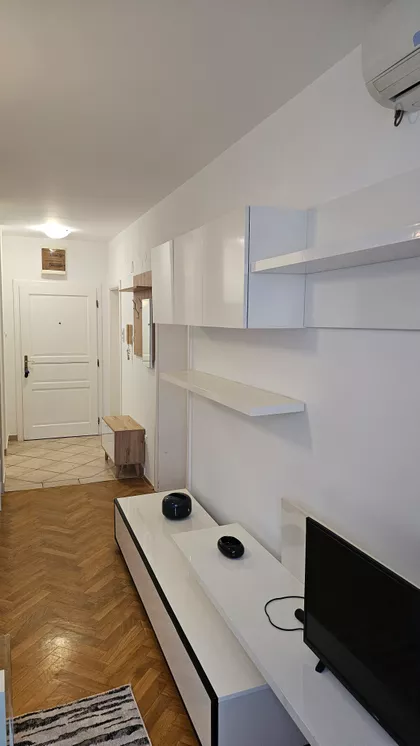 Kolo Srpskih Sestara | 4zida.rs