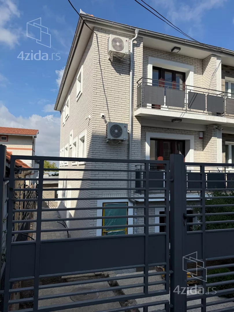 3-etažna kuća | 4zida