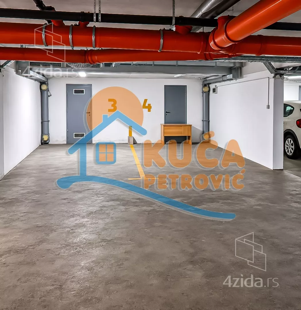 Garaža | 4zida