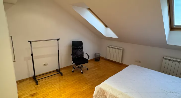 Četvoroiposoban stan | 4zida