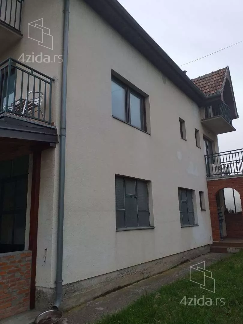 3-etažna kuća | 4zida