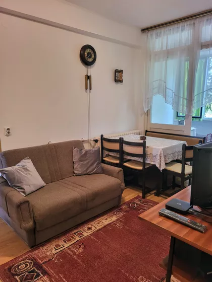 Bulevar Cara Lazara | 4zida.rs