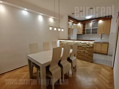 BANOVO BRDO | 4zida.rs