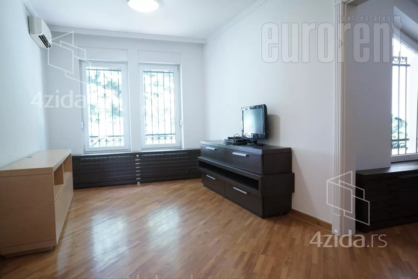 Kancelarija | 4zida
