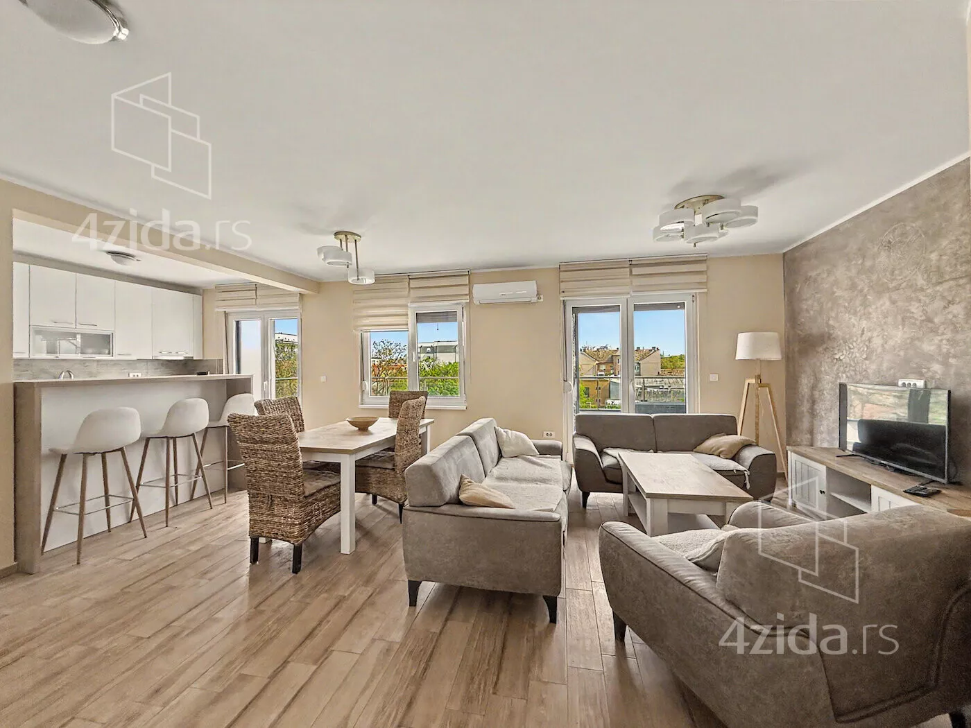 Trosoban stan | 4zida