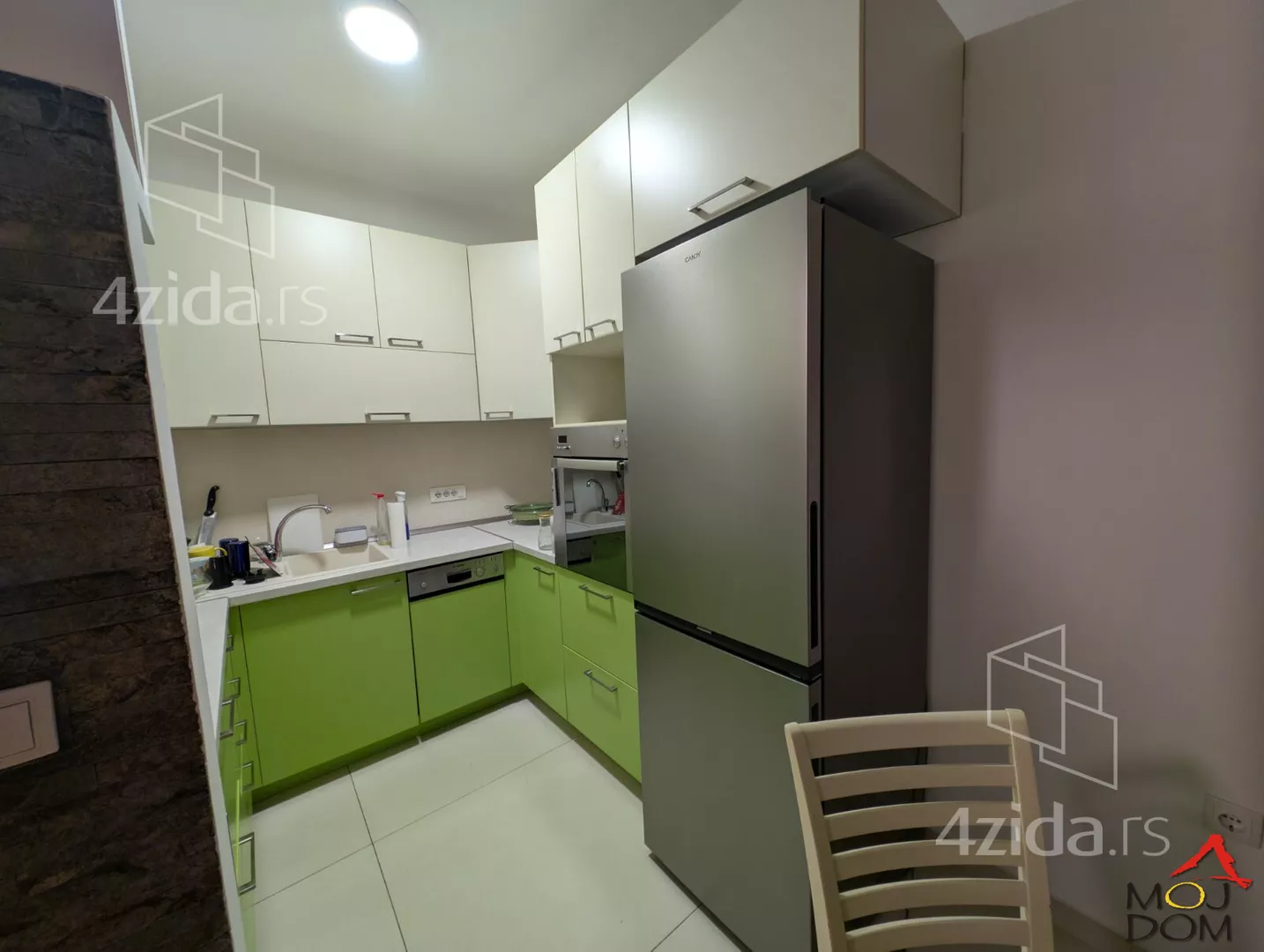 Šestosoban stan | 4zida