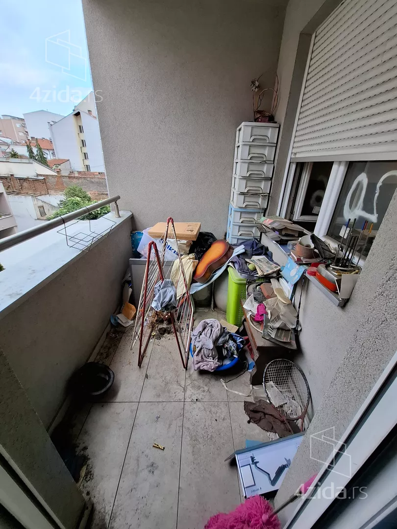 Petosoban stan | 4zida