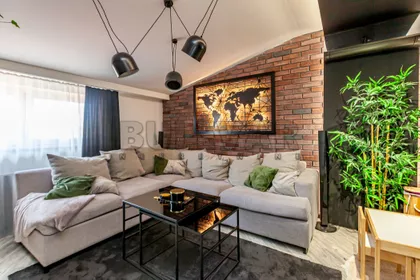 Ivana Milutinovića | 4zida.rs