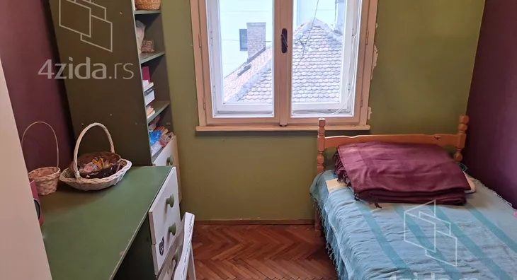 Četvoroiposoban stan | 4zida