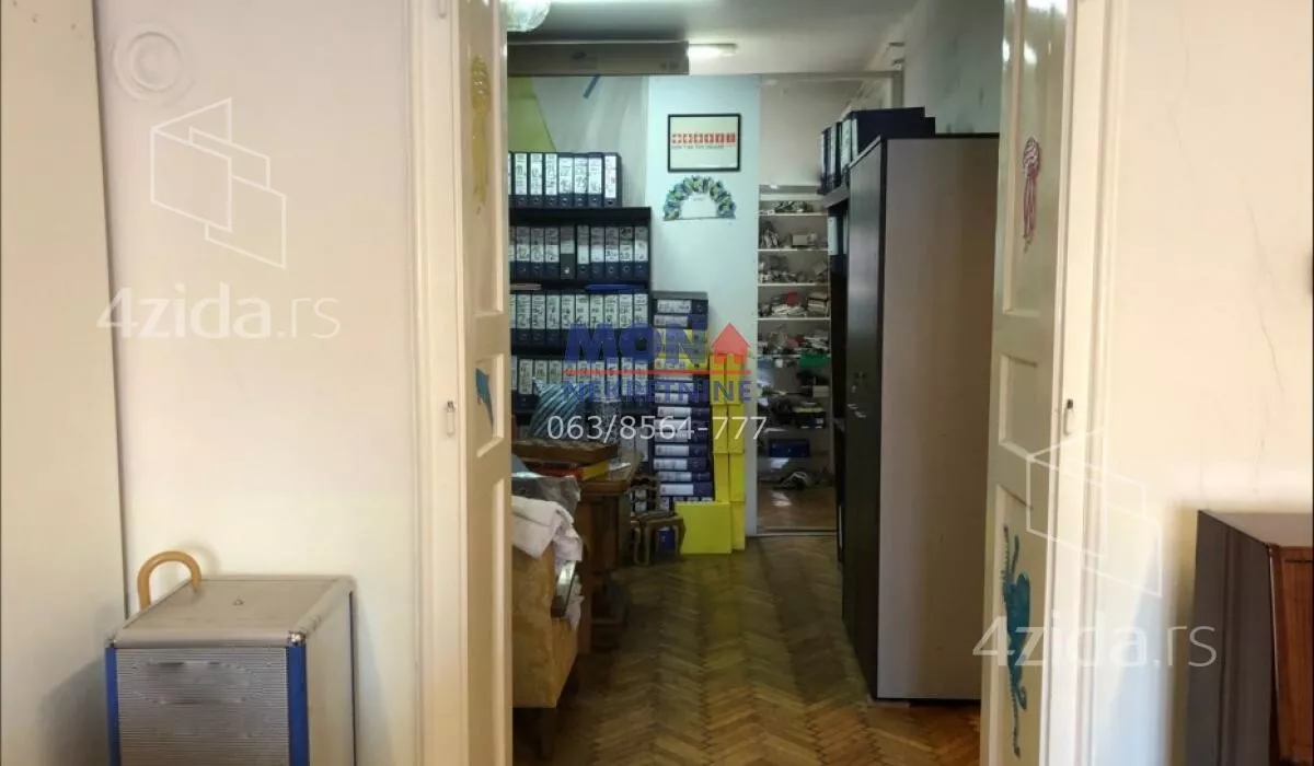 Petosoban stan | 4zida