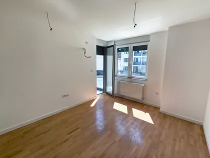 Cara Dušana 69 | 4zida.rs