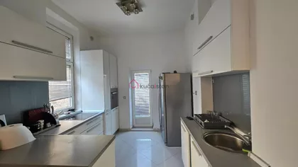 Skupština | 4zida.rs