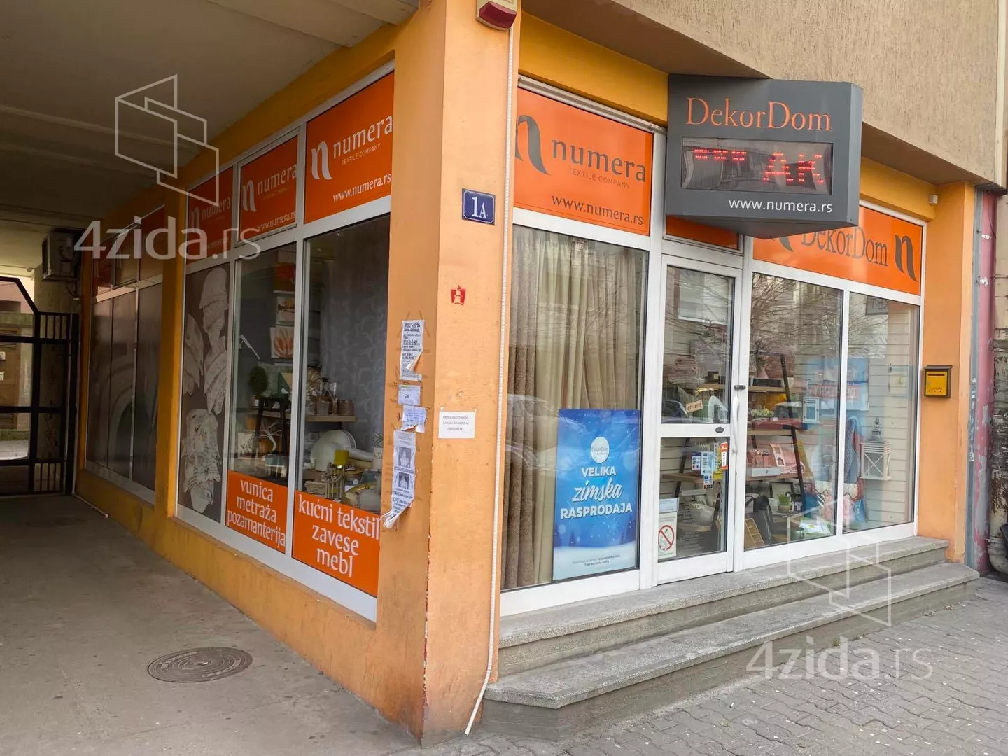 Lokal | 4zida