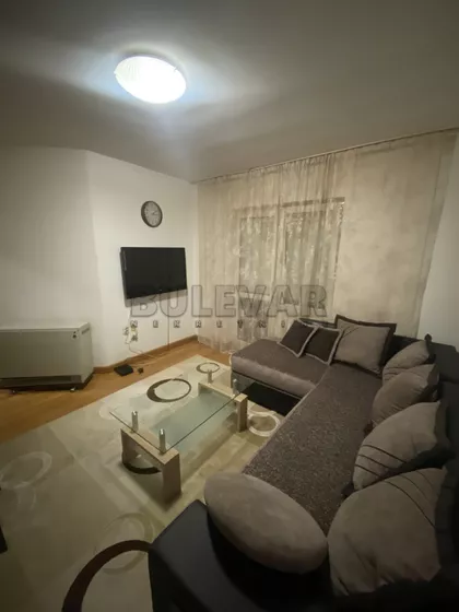 Bulevar svetog cara | 4zida.rs