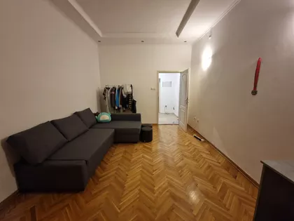 Braće Jovanovića 20 | 4zida.rs