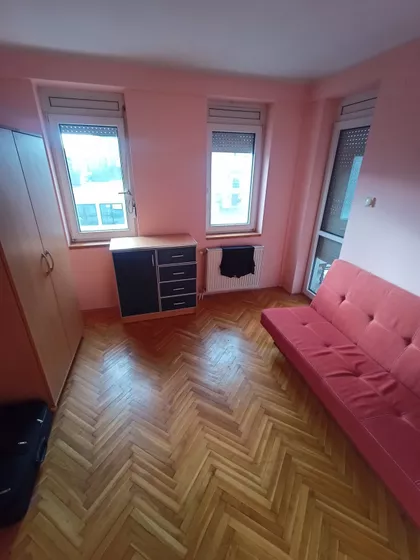 Hadži Ruvimova | 4zida.rs