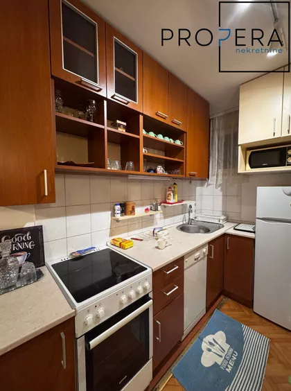 Rentgenova | 4zida.rs