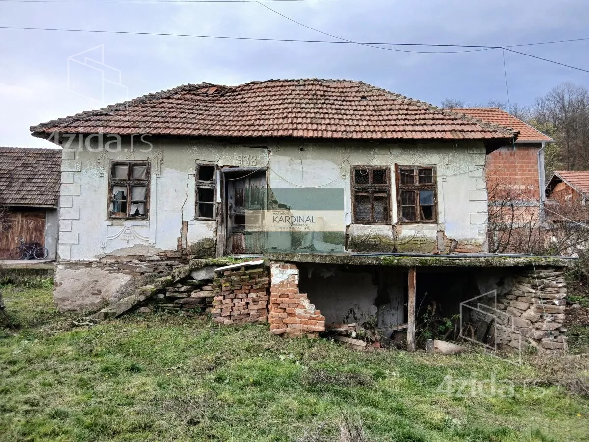Plac | 4zida