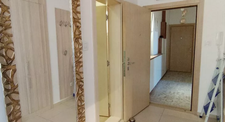 Četvoroiposoban stan | 4zida