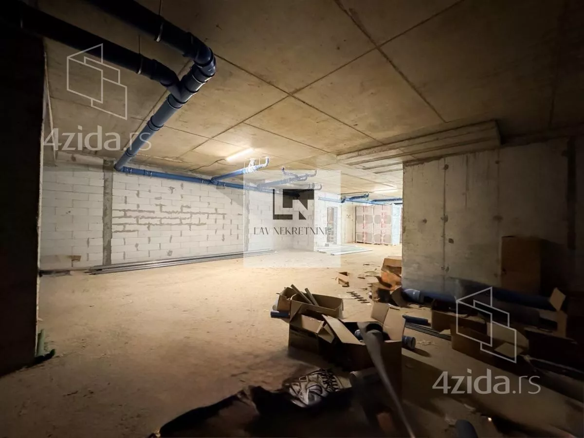 Lokal | 4zida