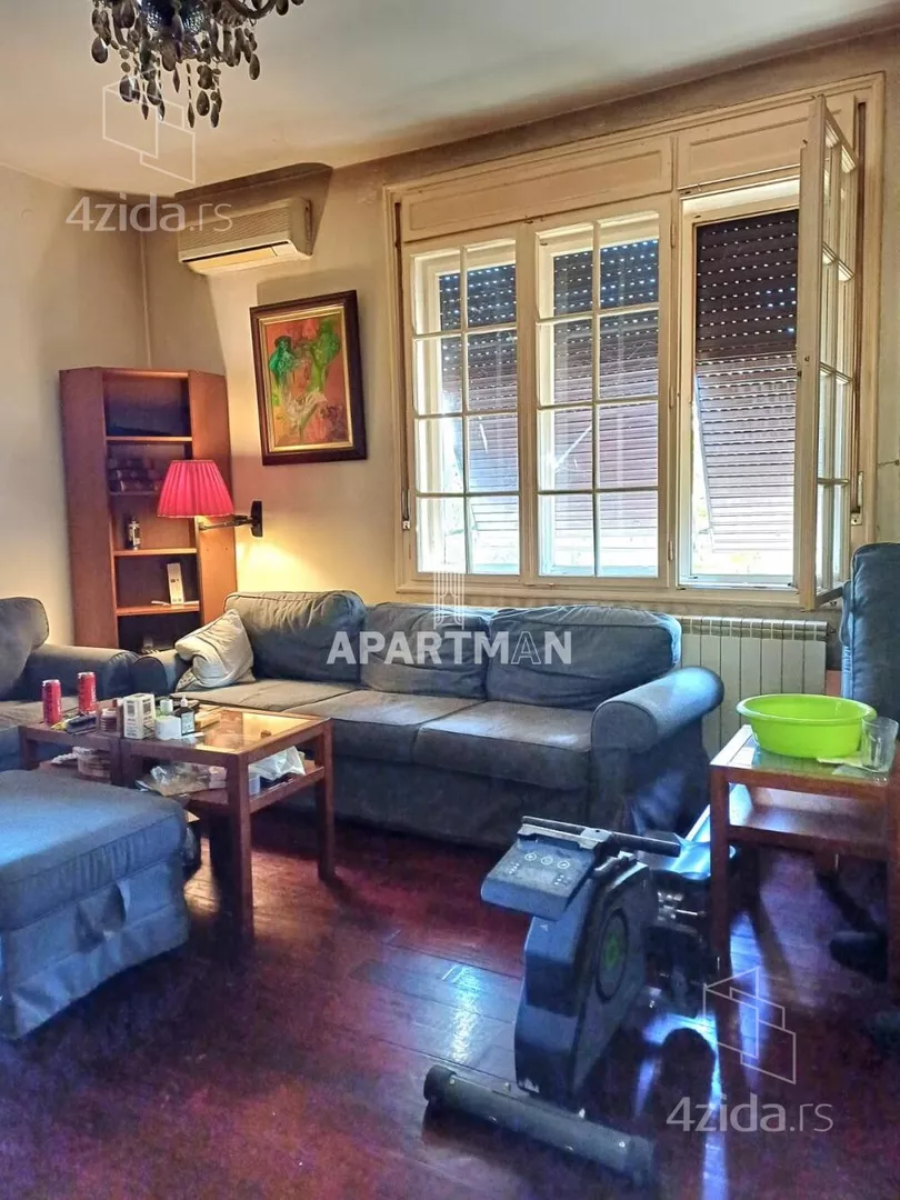 Petosoban stan | 4zida