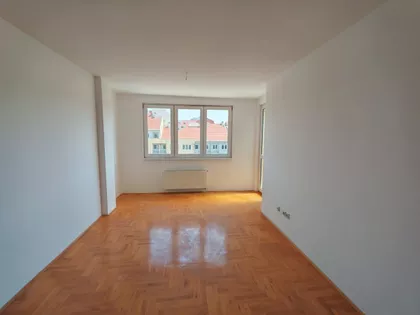 Bulevar Zona 3 | 4zida.rs