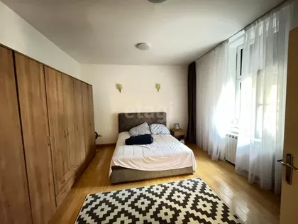 Milana Vukosa | 4zida.rs