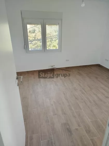 Krajiška | 4zida.rs