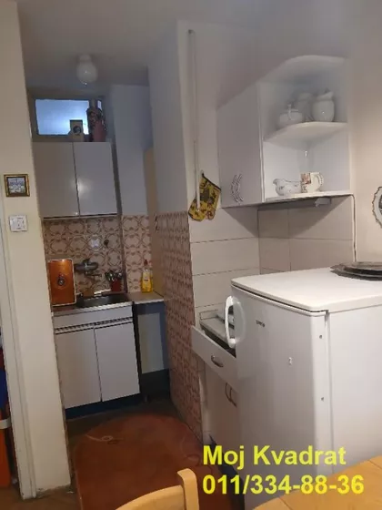 Jovana Ćirilova | 4zida.rs