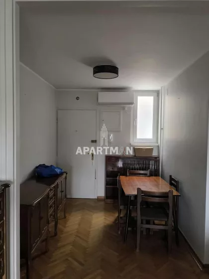 Pariske komune | 4zida.rs