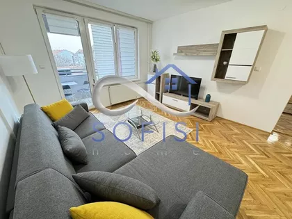 Žitni trg | 4zida.rs