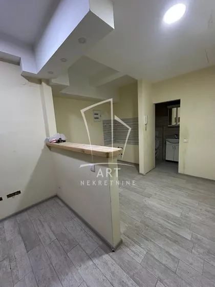 Godominska | 4zida.rs