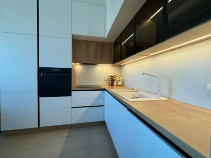 Cara Dušana | 4zida.rs