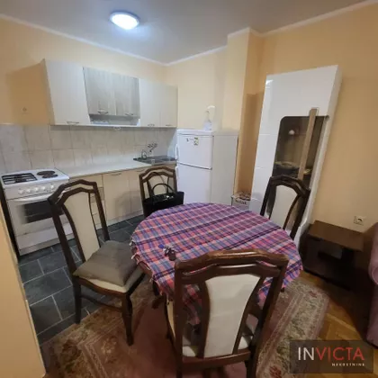 Cara Dušana | 4zida.rs