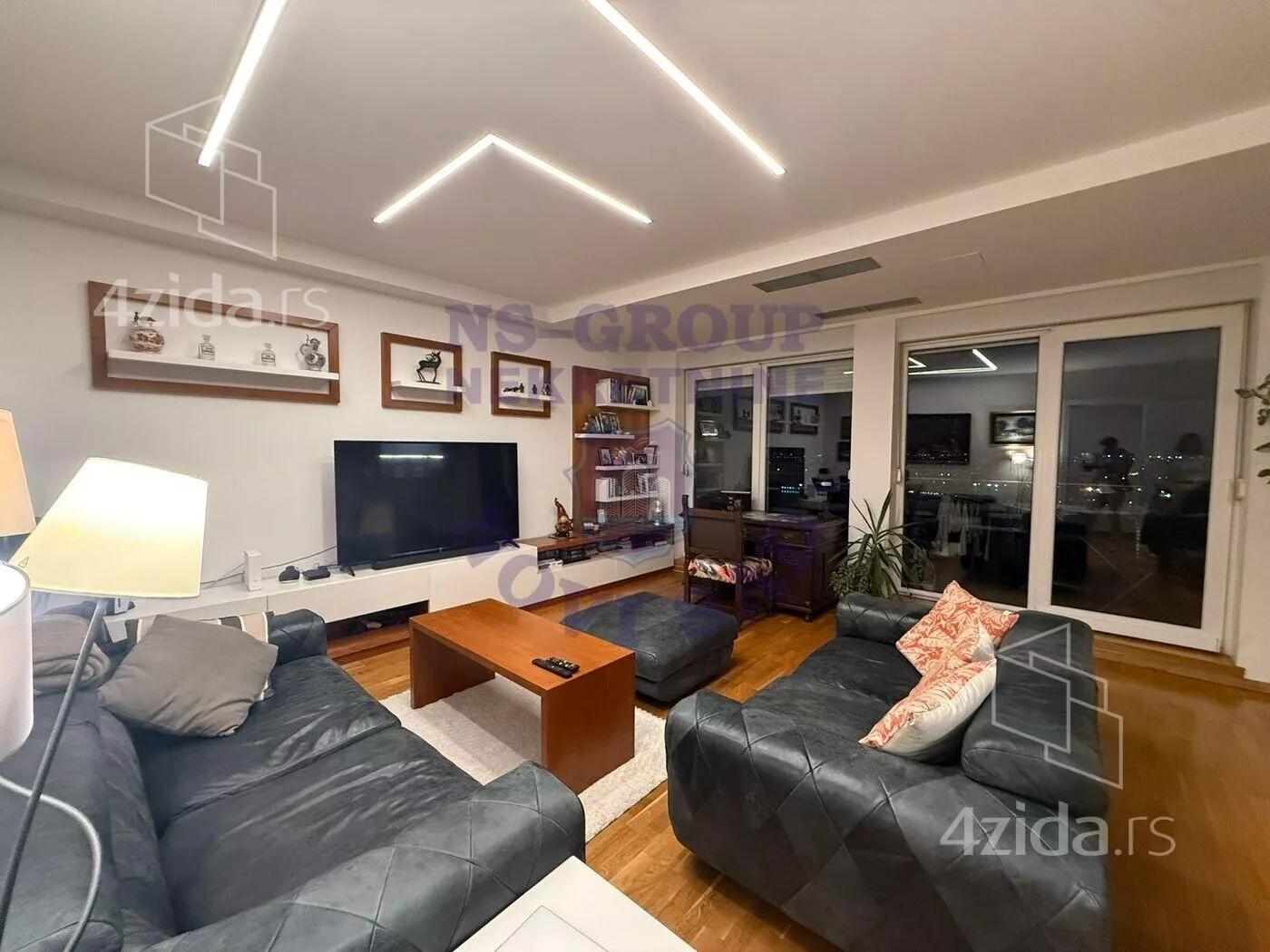 Četvorosoban stan | 4zida