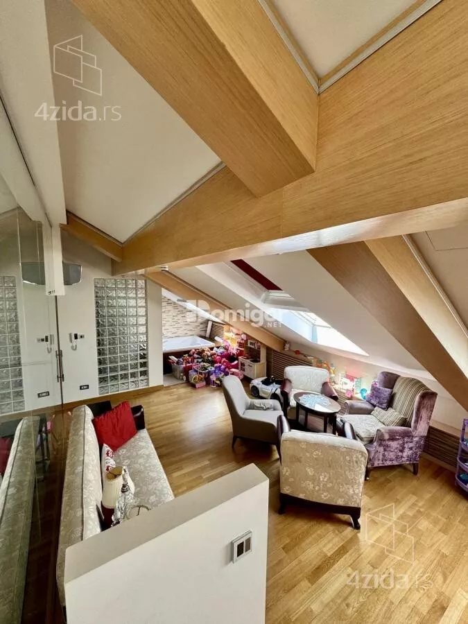 Kuća | 4zida