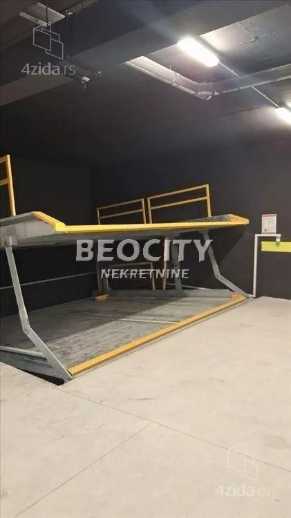 Garaža/Parking | 4zida