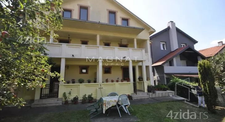 3-etažna kuća | 4zida