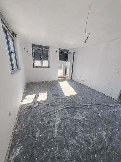 Novi Banovci | 4zida.rs